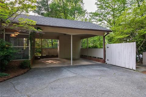 1208 Lancaster Pl, High Point, NC 27262 photo 24