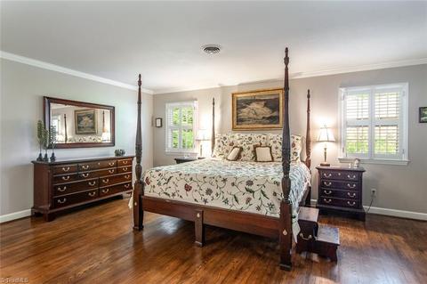 1208 Lancaster Pl, High Point, NC 27262 photo 11
