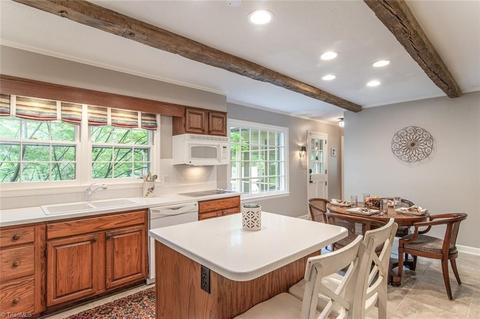 1208 Lancaster Pl, High Point, NC 27262 photo 6