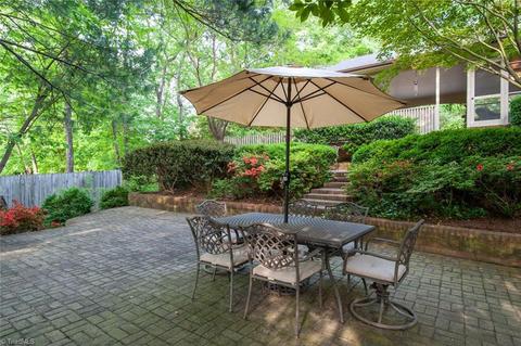 1208 Lancaster Pl, High Point, NC 27262 photo 27