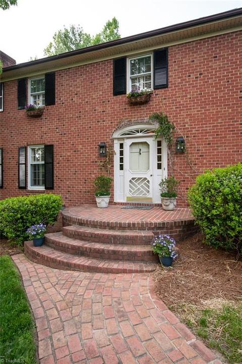 1208 Lancaster Pl, High Point, NC 27262 photo 29