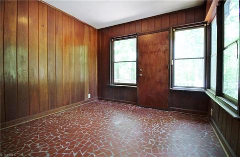 225 Old Mill Rd, High Point, NC 27265 photo 12