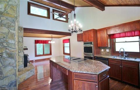 225 Old Mill Rd, High Point, NC 27265 photo 6