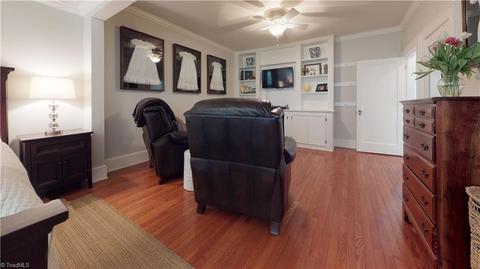 722 W Main St, Pilot Mountain, NC 27041 photo 13