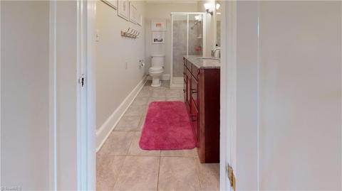 722 W Main St, Pilot Mountain, NC 27041 photo 18