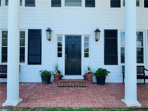 722 W Main St, Pilot Mountain, NC 27041 photo 2