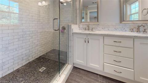 722 W Main St, Pilot Mountain, NC 27041 photo 14