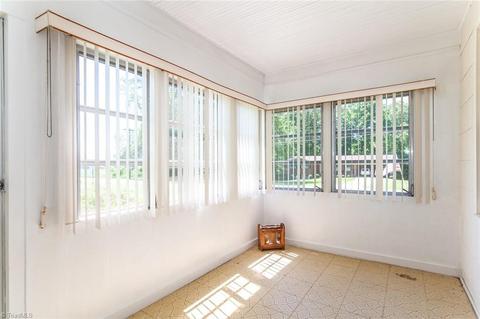 609 Johnson Rd, High Point, NC 27265 photo 4