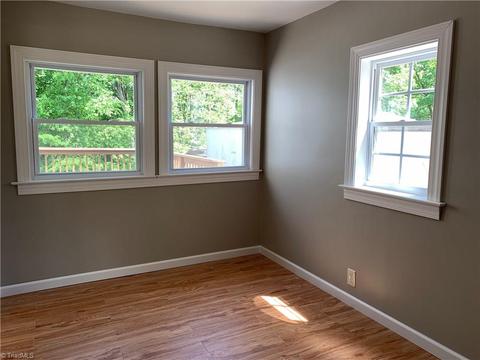 114 E Bellevue Dr, High Point, NC 27265 photo 14