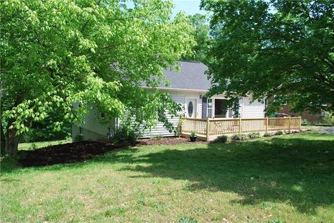 114 E Bellevue Dr, High Point, NC 27265 photo 2