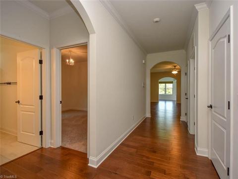 6231 Hampton Chase Dr, Clemmons, NC 27012 photo 2