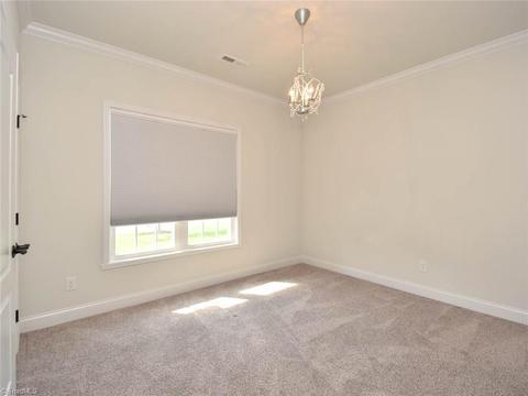 6231 Hampton Chase Dr, Clemmons, NC 27012 photo 4