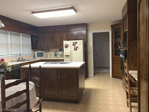 3155 Hoover Hill Rd, Trinity, NC 27370 photo 5