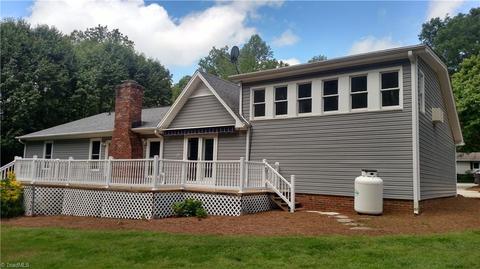 3865 Creekview Dr, Trinity, NC 27370 photo 2
