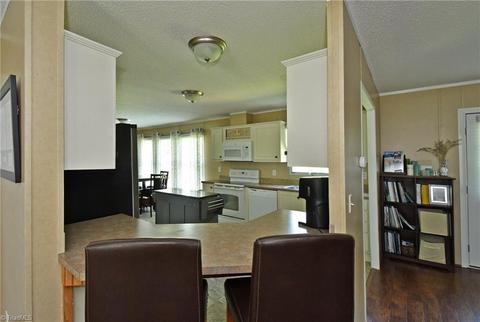 132 Robys Rd, King, NC 27021 photo 9