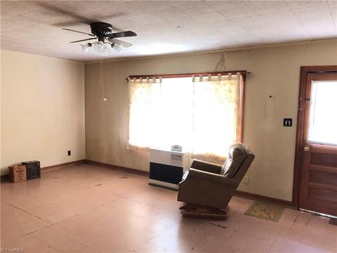 785 Powell Bridge Rd, Harmony, NC 28634 photo 4