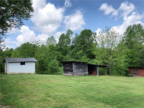 785 Powell Bridge Rd, Harmony, NC 28634 photo 14