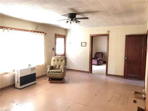 785 Powell Bridge Rd, Harmony, NC 28634 photo 3