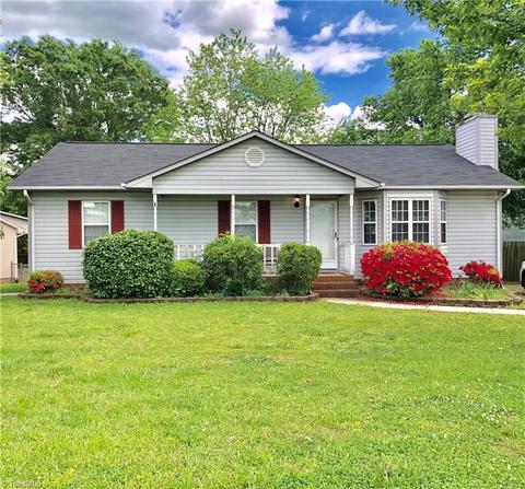 113 Ridge Creek Cir, Trinity, NC 27370 photo 2