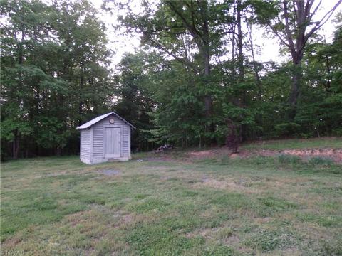 6276 Gallimore Town Rd, Trinity, NC 27370 photo 8
