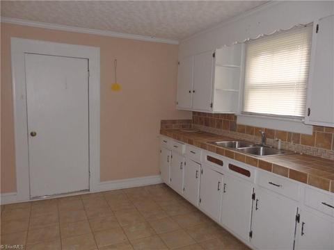 6276 Gallimore Town Rd, Trinity, NC 27370 photo 9