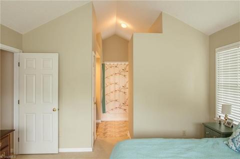 3230 Sparrowhawk Dr, High Point, NC 27265 photo 18