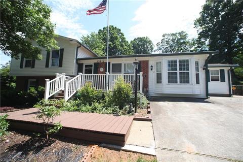 534 Hampton Dr, King, NC 27021 photo 1
