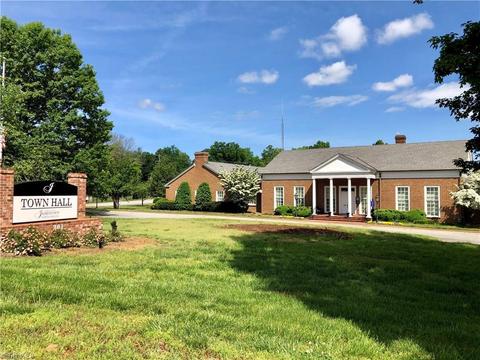 413 E Main St, Jamestown, NC 27282 photo 10