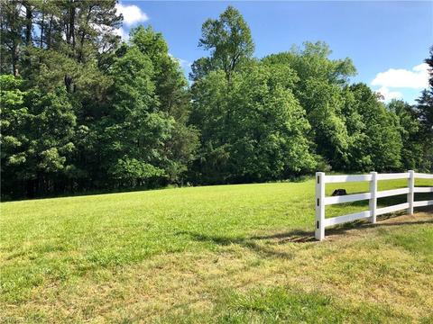 413 E Main St, Jamestown, NC 27282 photo 1