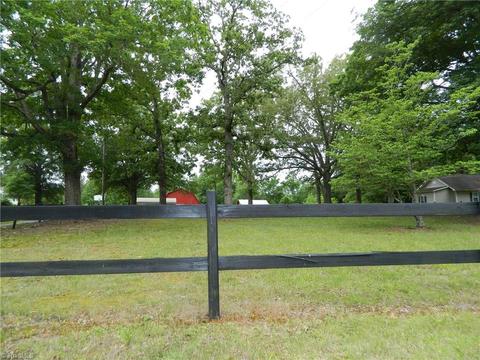 11809 Trinity Rd, Trinity, NC 27370 photo 7