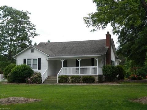 11809 Trinity Rd, Trinity, NC 27370 photo 1