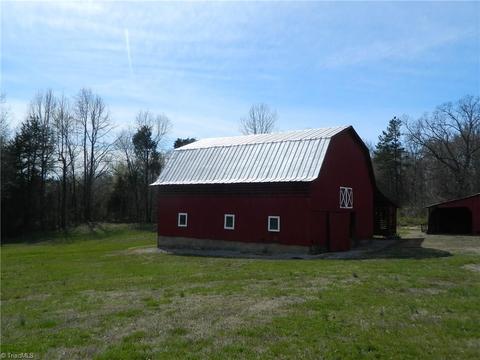 11809 Trinity Rd, Trinity, NC 27370 photo 9