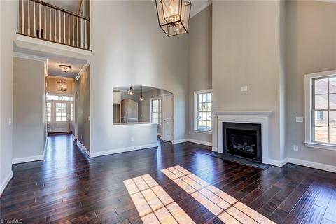 2275 Renaissance Ln, High Point, NC 27262 photo 10