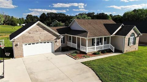 6553 Welborn Ridge Ct, Thomasville, NC 27360 photo 27
