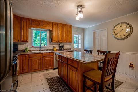 6912 Millbridge Rd, Clemmons, NC 27012 photo 9