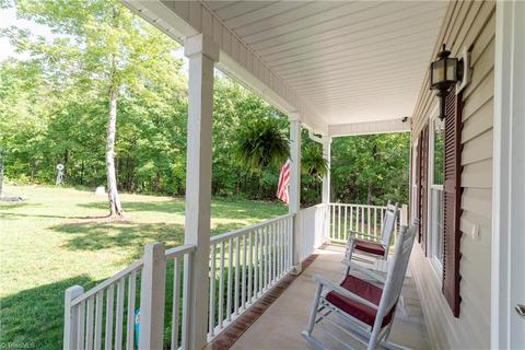 433 Matthews Rd, Pilot Mountain, NC 27041 photo 5
