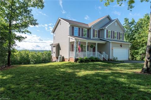 433 Matthews Rd, Pilot Mountain, NC 27041 photo 2
