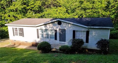 2784 Sundance Trl, Trinity, NC 27370 photo 1