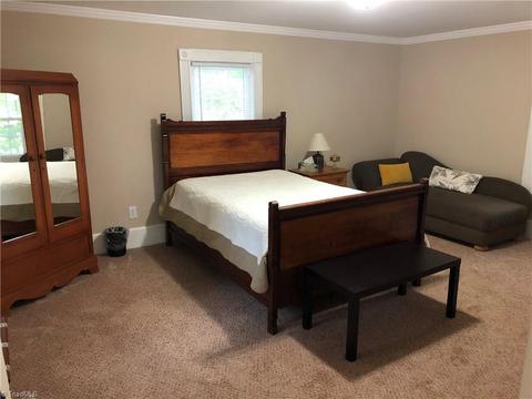 509 E Main St, Pilot Mountain, NC 27041 photo 15