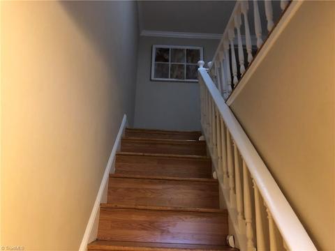 509 E Main St, Pilot Mountain, NC 27041 photo 12