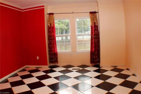 604 Prospect St, High Point, NC 27260 photo 5