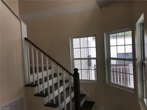 604 Prospect St, High Point, NC 27260 photo 11