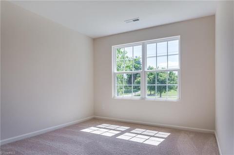 3914 Johnson St, High Point, NC 27265 photo 17