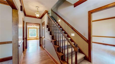 2102 Mirus Ct, High Point, NC 27265 photo 3