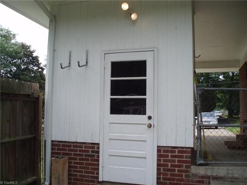 217 E Peachtree Dr, High Point, NC 27265 photo 12