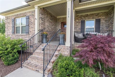 7234 English Pride Dr, Trinity, NC 27370 photo 2