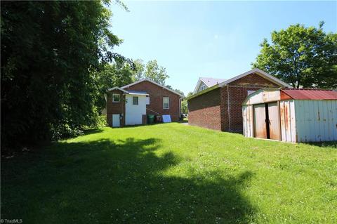 504 Denny St, High Point, NC 27262 photo 3