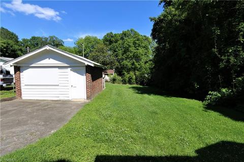 504 Denny St, High Point, NC 27262 photo 4