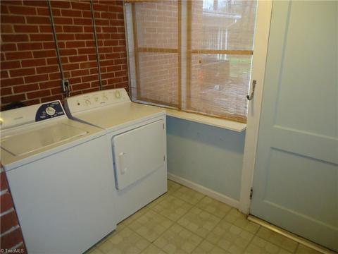 429 Main St, Denton, NC 27239 photo 10