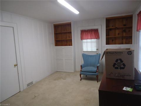 429 Main St, Denton, NC 27239 photo 9